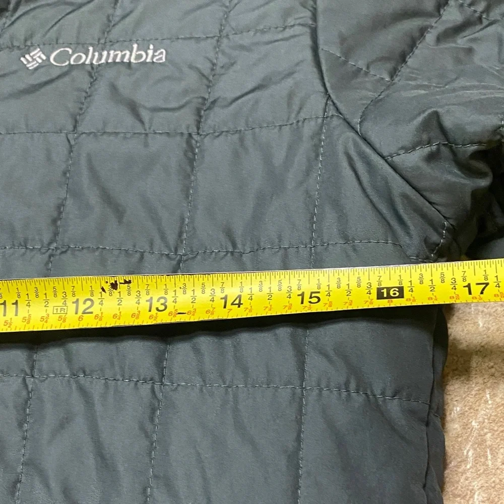 Kid’s Columbia Quilted Forest Green Large Jacket with Hood Fall Outdoor Camping